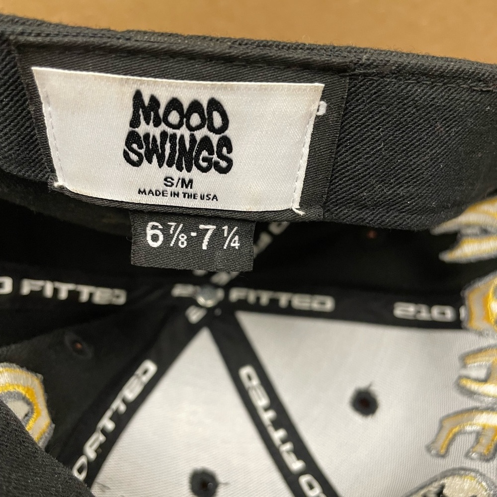 MOOD SWINGS Not In The Mood Fitted Cap BATMAN Style Small Medium Stretch Fit - Picture 7 of 8